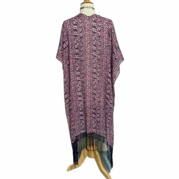 Torrid OS blue/pink Boho print fringe hem kimono - Picture 5 of 7